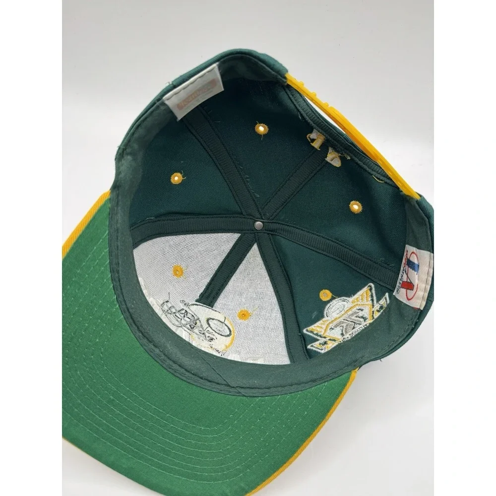 Logo Athletic vintage green